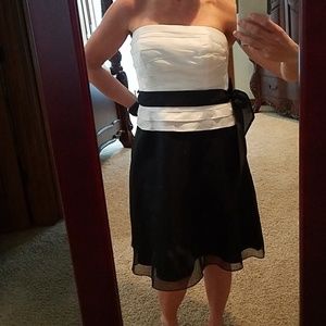 WHBM White & Black dress with removable belt